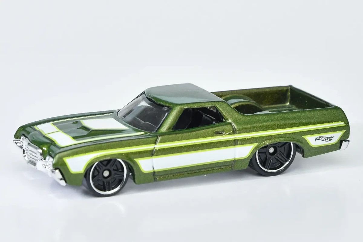 2019 72 Ford Ranchero Green: No Package: Image 2