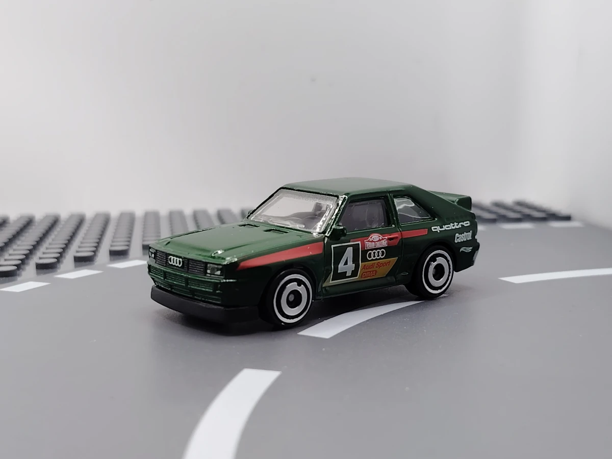 2019 84 Audi Sport Quattro Green: No Package: Image 2