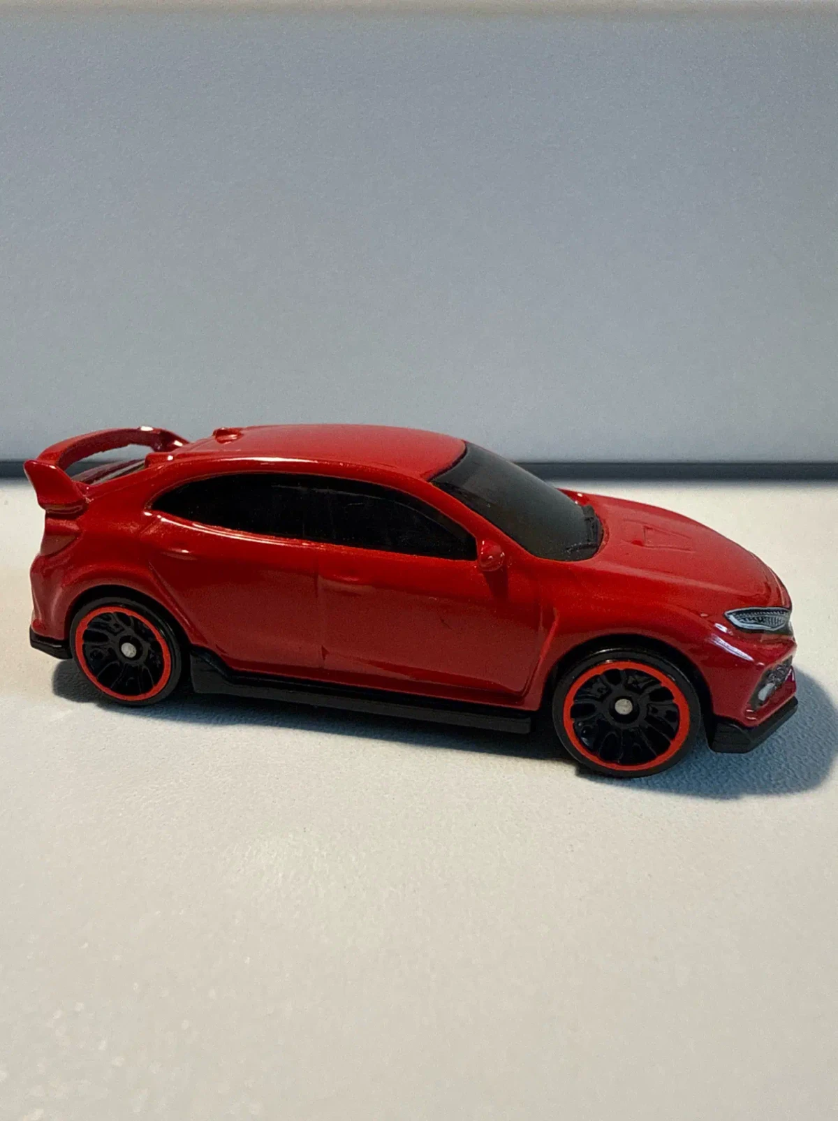 2019 2018 Honda Civic Type R Red: No Package: Image 2