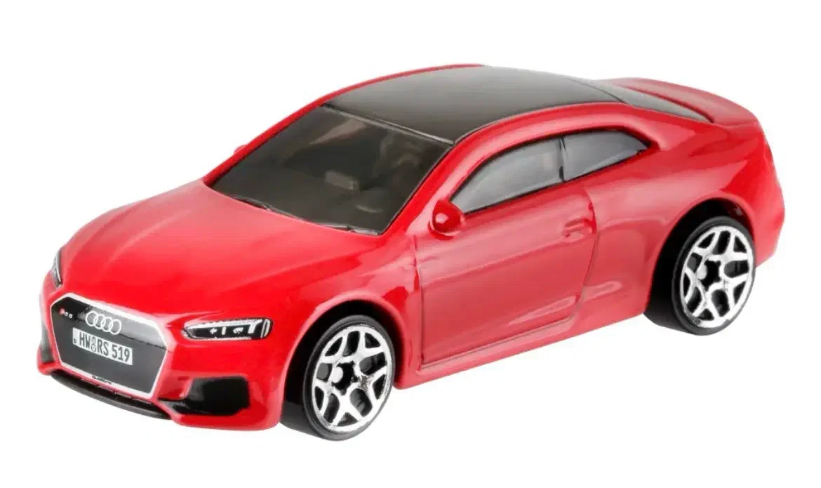 2019 Audi RS 5 Coupe Red: No Package: Image 2