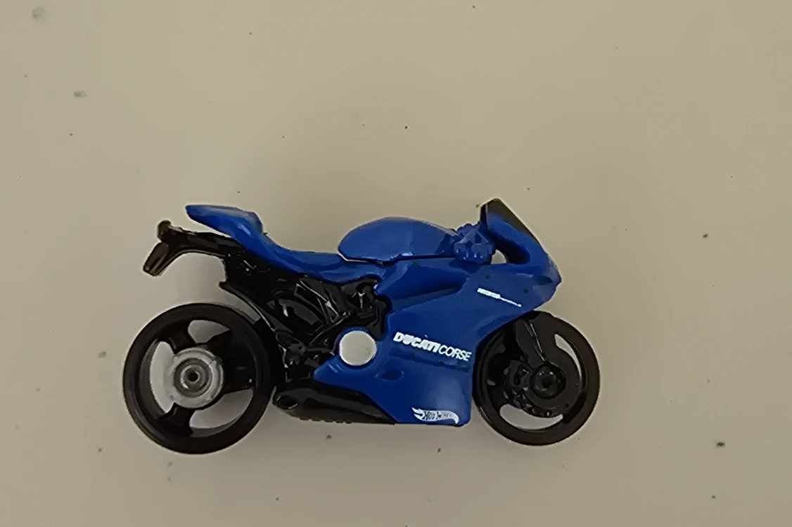 2019 Ducati 1199 Panigale Blue: Long (US): Image 2