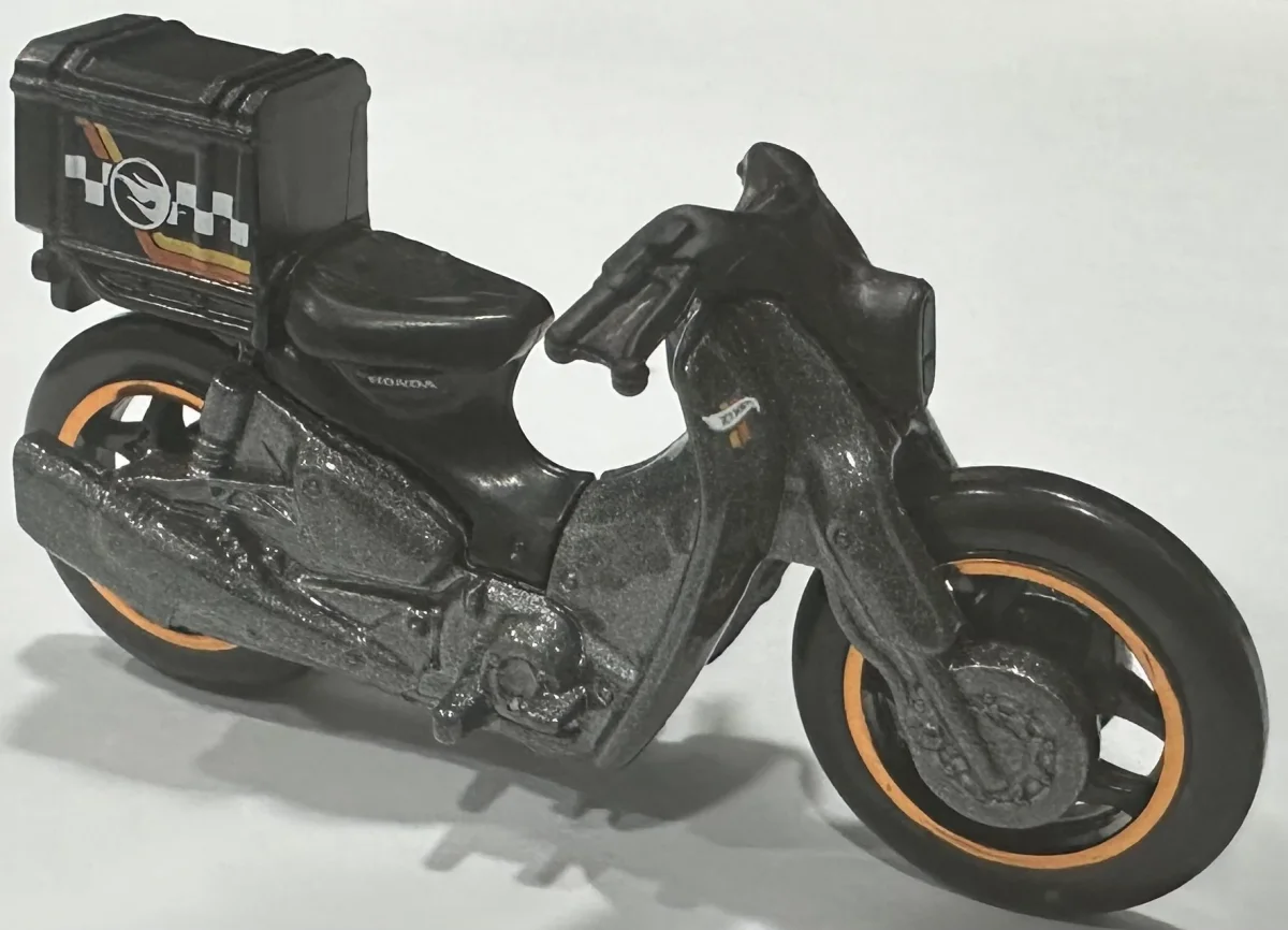 2019 Honda Monkey Z50 Black: Image 2