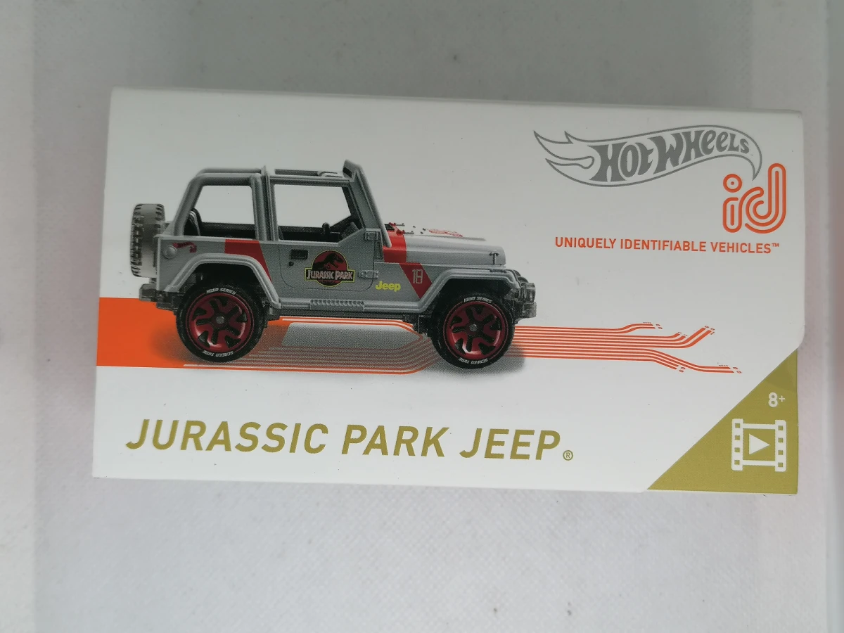 2019 Jurassic Park Jeep Grey: Image 2