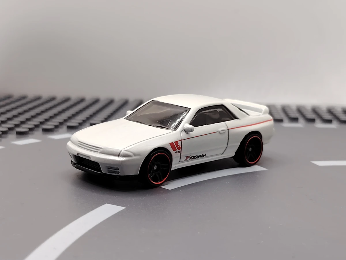 2019 Nissan Skyline GT-R (BNR32) White: No Package: Image 3