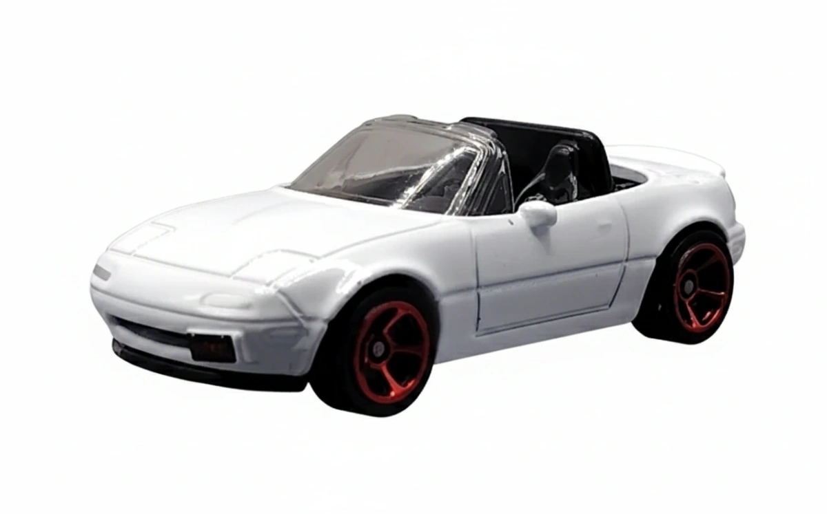 2020 91 Mazda MX-5 Miata White: No Package: Image 2