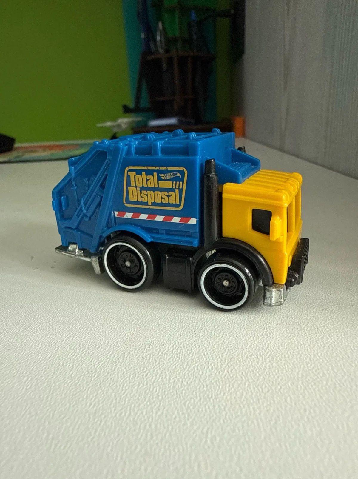 2020 Total Disposal Blue: No Package: Image 2
