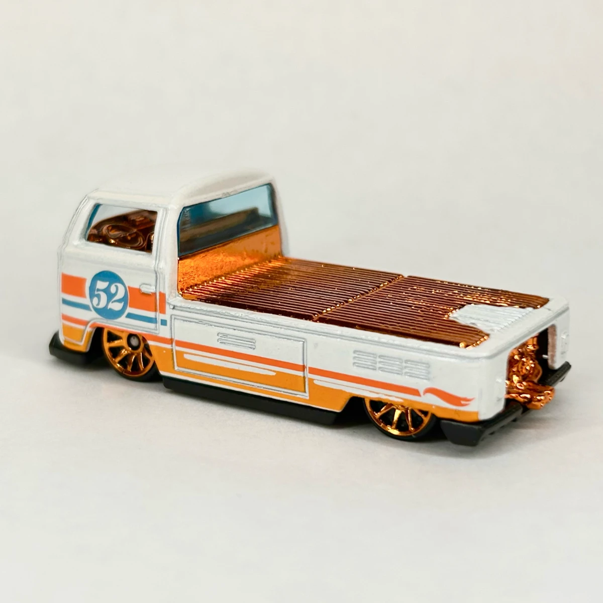 2020 Volkswagen T2 Pickup White: No Package: Image 3