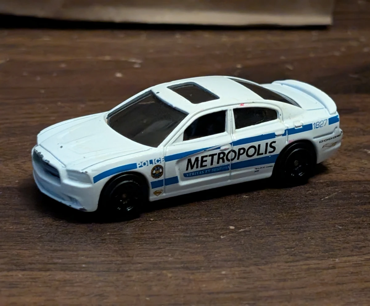 2021 11 Dodge Charger R/T White: No Package: Image 2