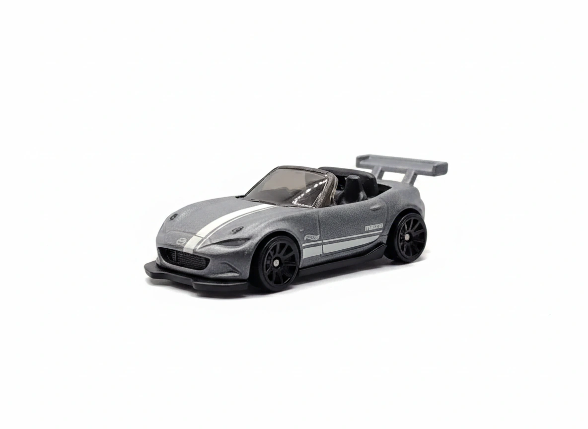2021 15 Mazda MX-5 Miata Grey: No Package: Image 2