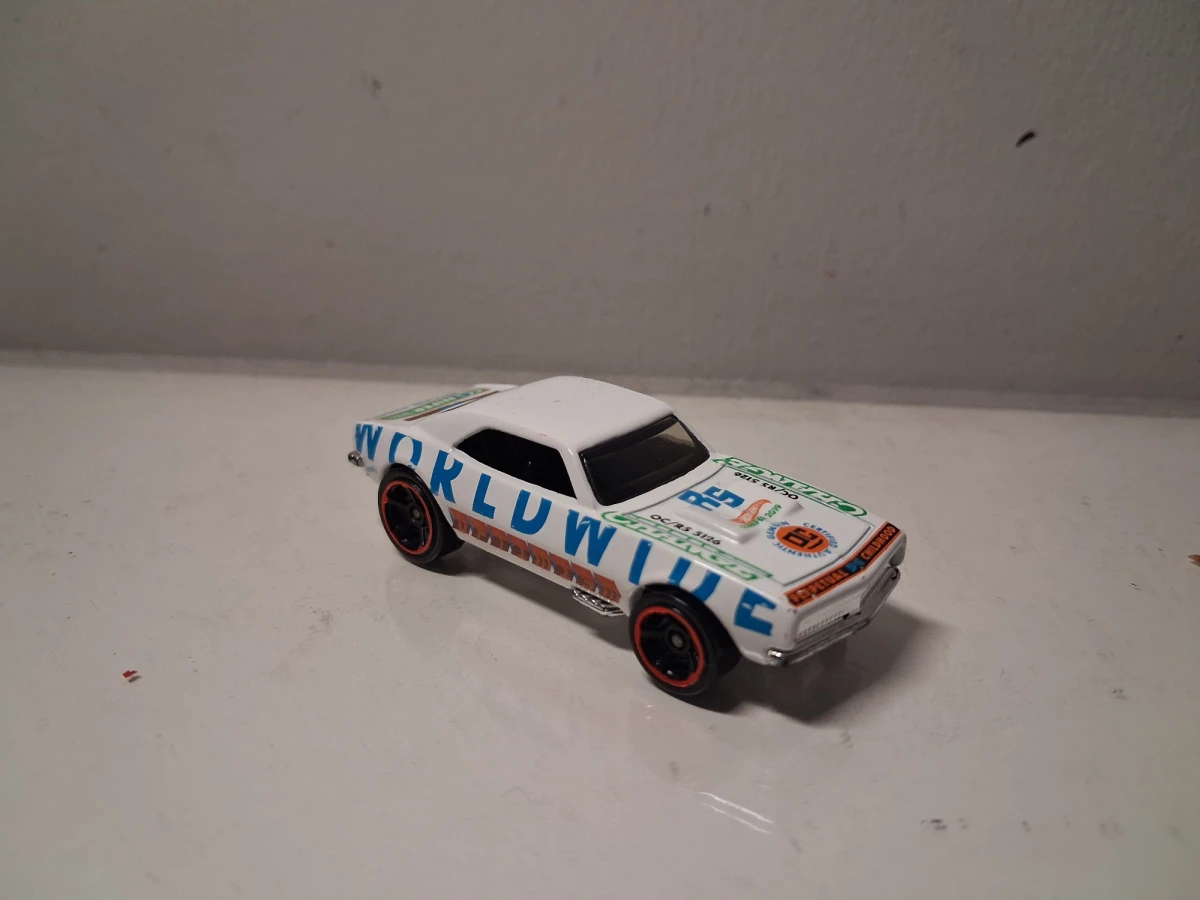 2021 67 Camaro White: No Package: Image 2