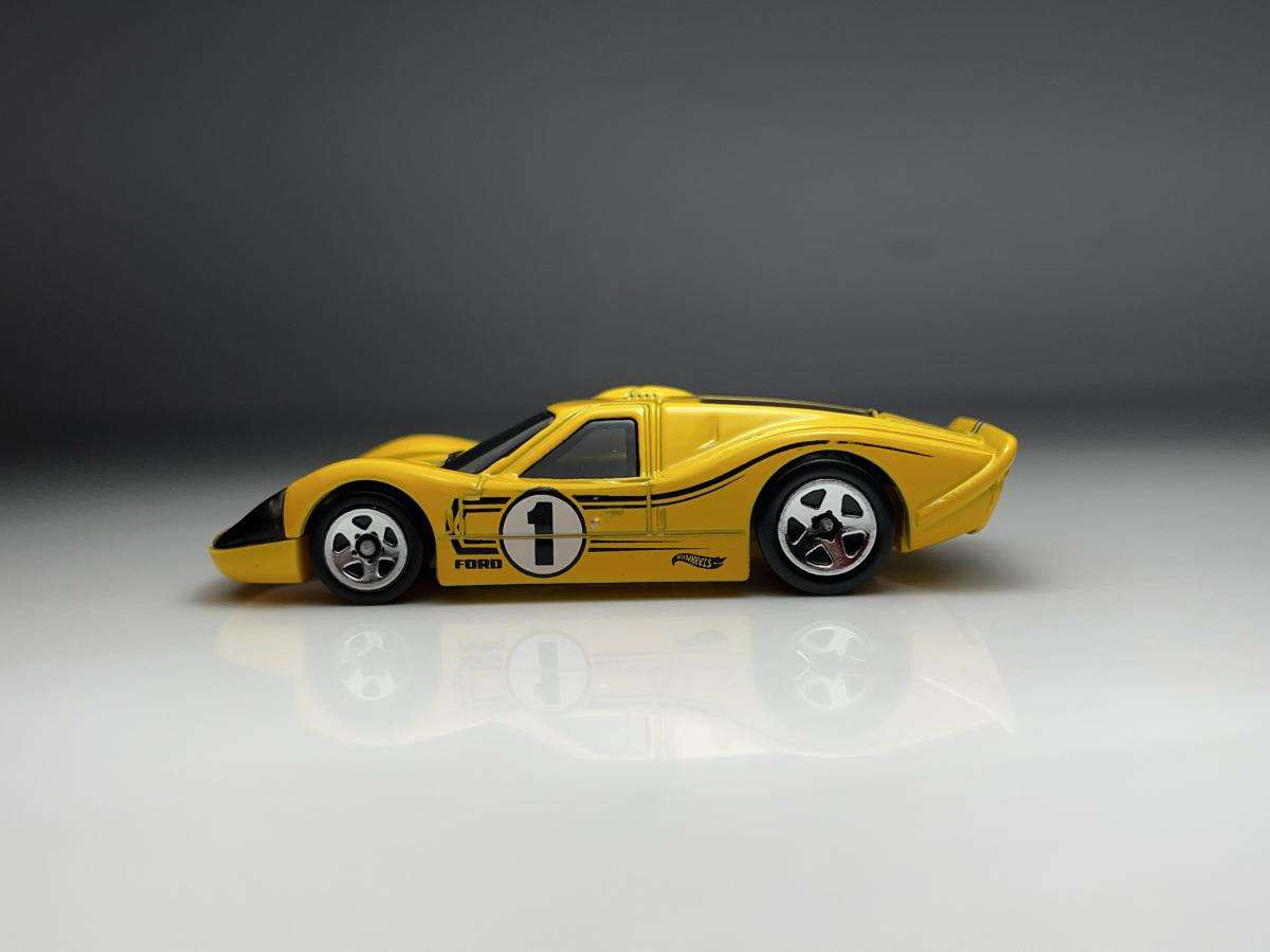 2021 67 Ford GT40 Mk.IV Yellow: No Package: Image 2