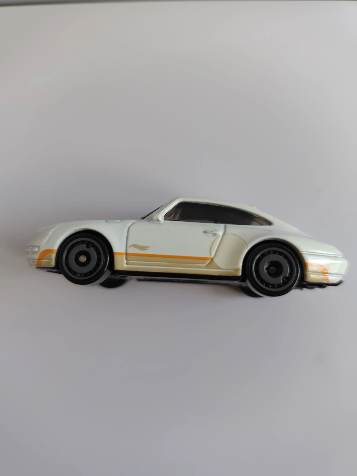 2021 96 Porsche Carrera White: No Package: Image 2