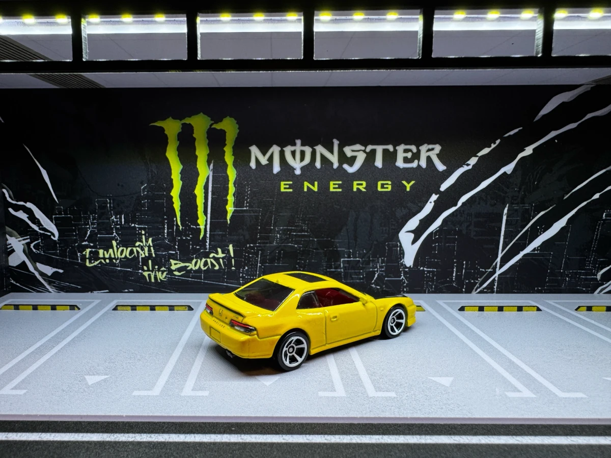 2021 98 Honda Prelude Yellow: No Package: Image 3