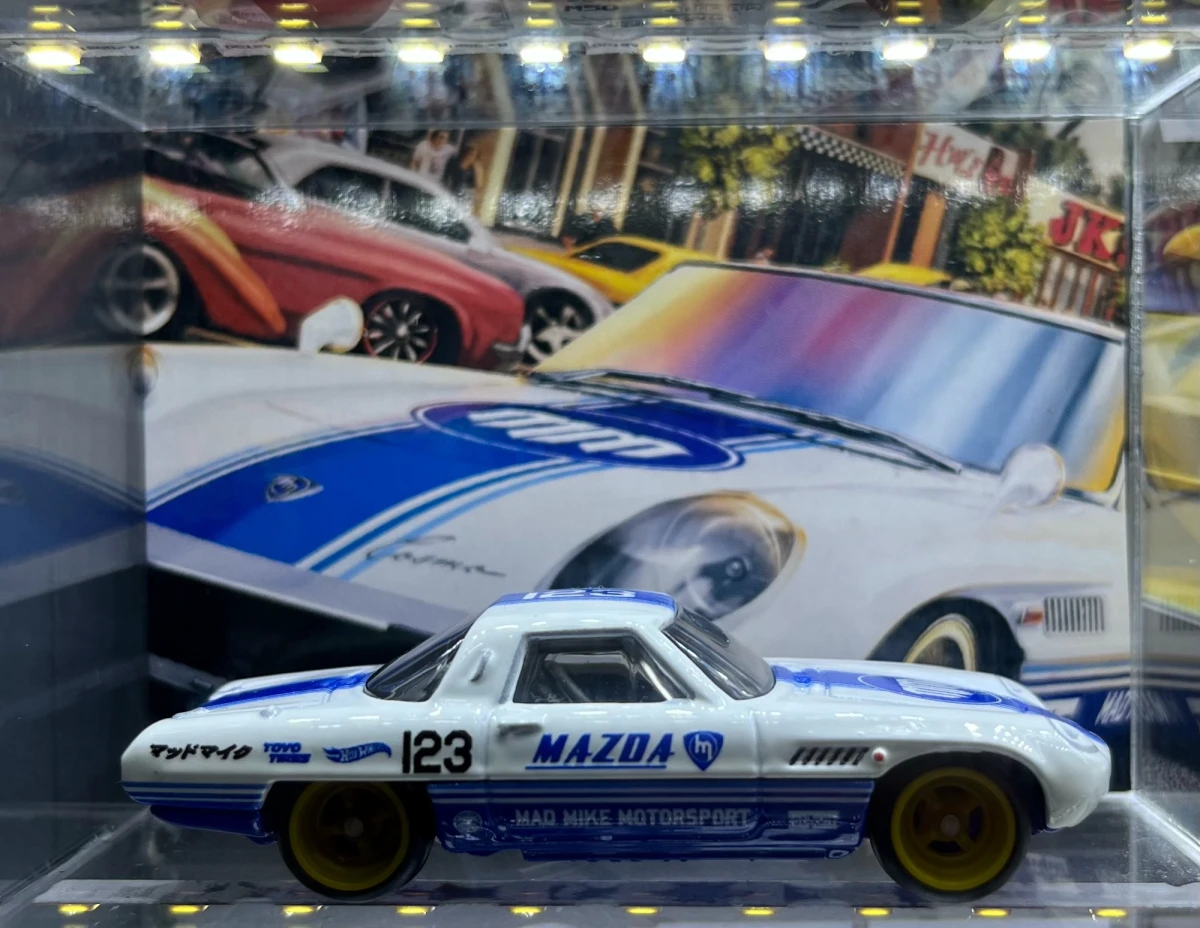 2021 1968 Mazda Cosmo Sport White: No Package: Image 2