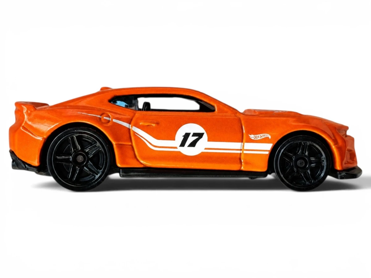 2021 2017 Camaro ZL1 Orange: No Package: Image 2