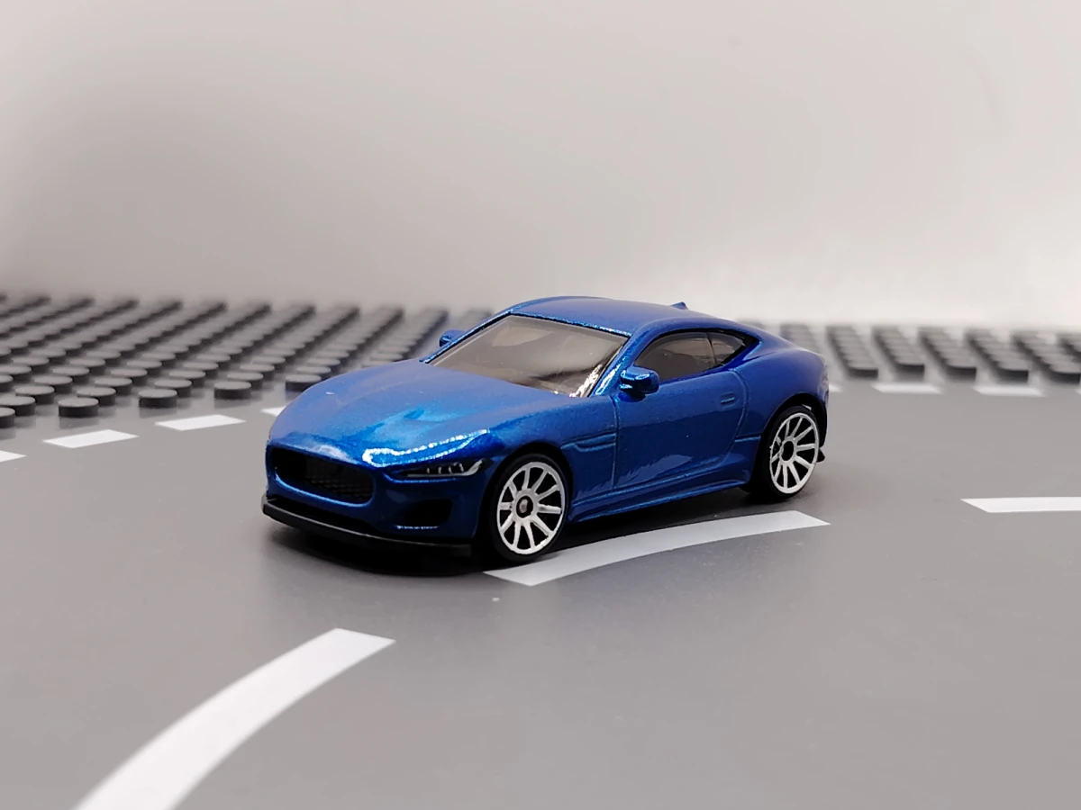 2021 2020 Jaguar F-Type Blue: No Package: Image 2