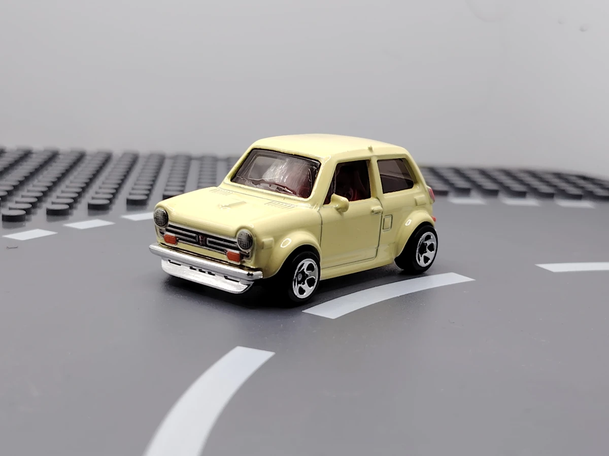 2021 Custom '70 Honda N600 Yellow: No Package: Image 2