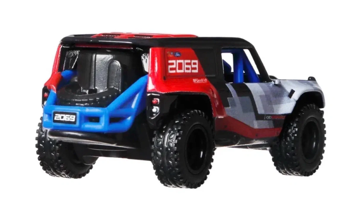 2021 Ford Bronco R Black: No Package: Image 3