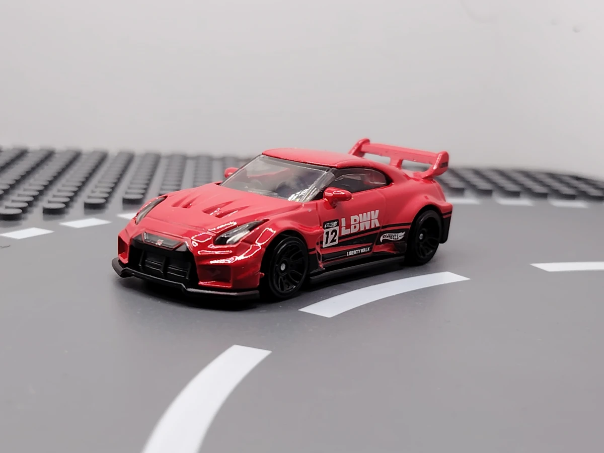2021 LB-Silhouette Works GT Nissan 35GT-RR Ver.2 Red: No Package: Image 2