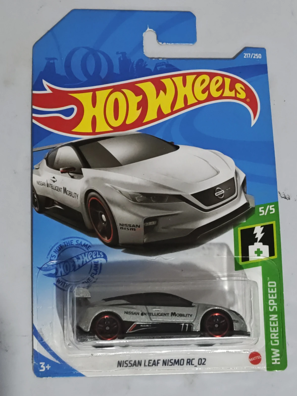 2021 Nissan Leaf Nismo RC_02 Silver: Long (INT): Image 2