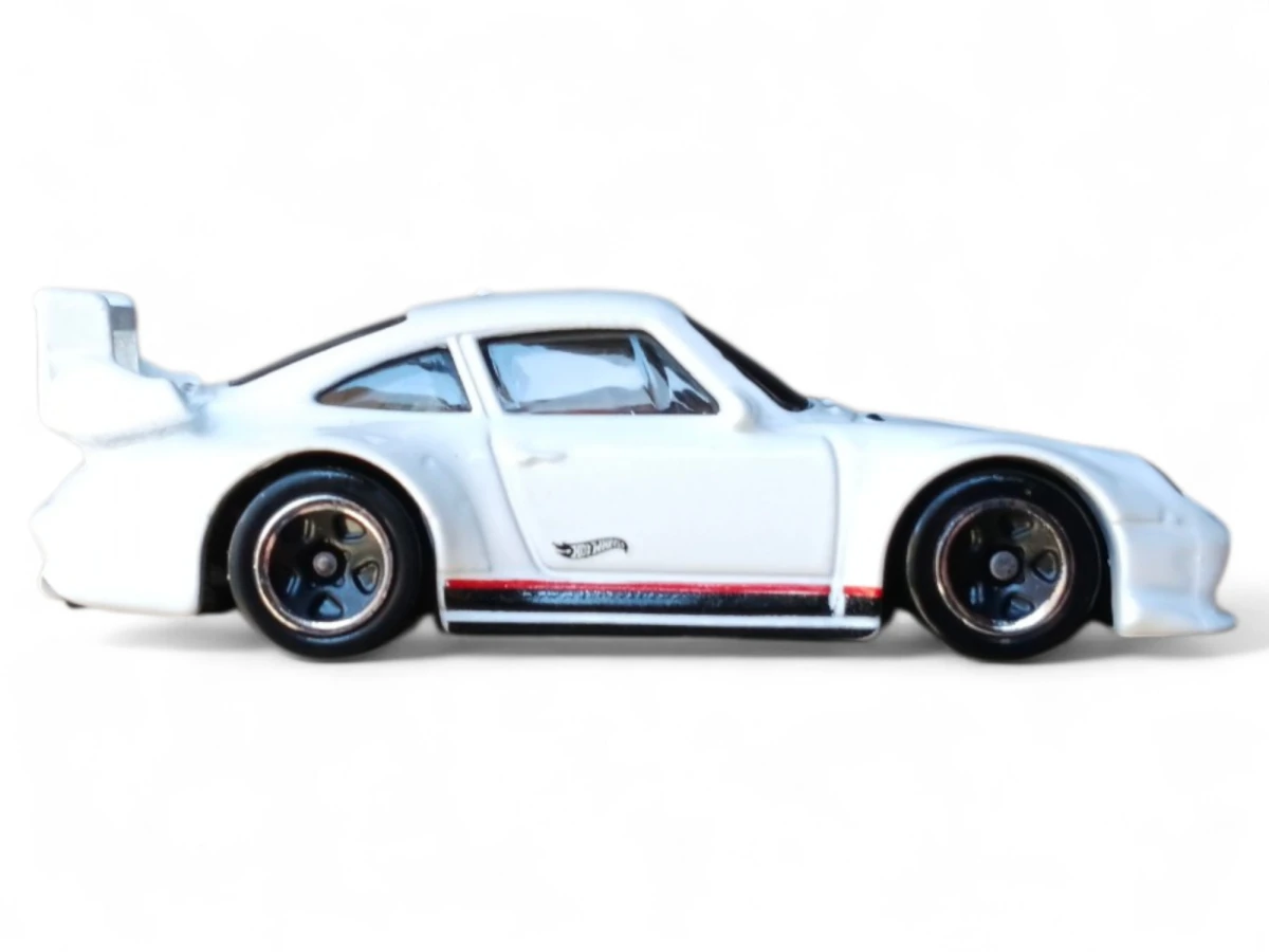 2021 Porsche 993 GT2 White: No Package: Image 4