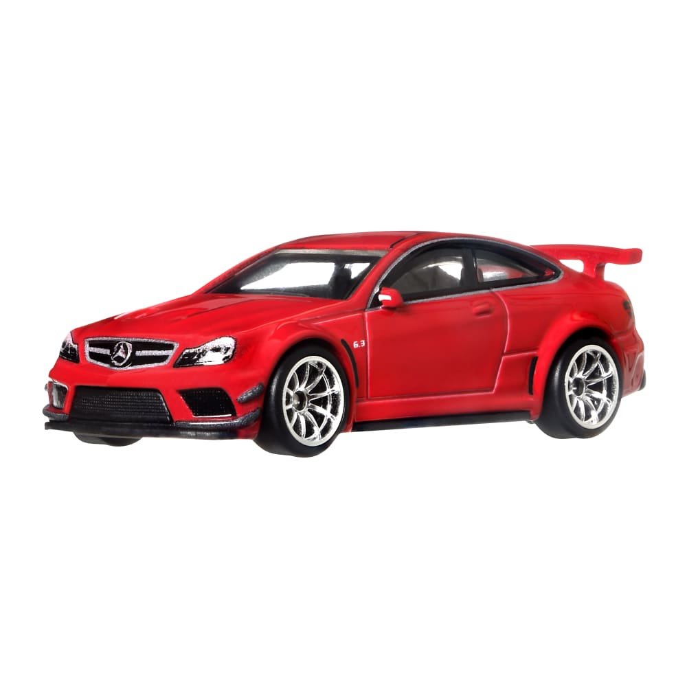 2022 12 Mercedes-Benz C63 AMG Coupe Black Series Red: Image 6