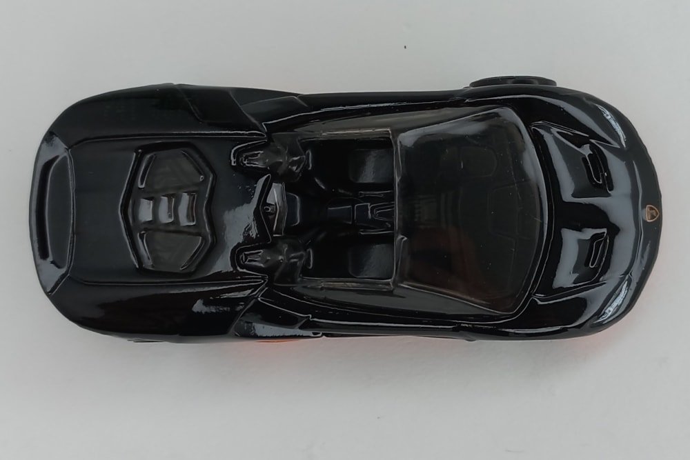 2022 16 Lamborghini Centenario Roadster Black: Image 5