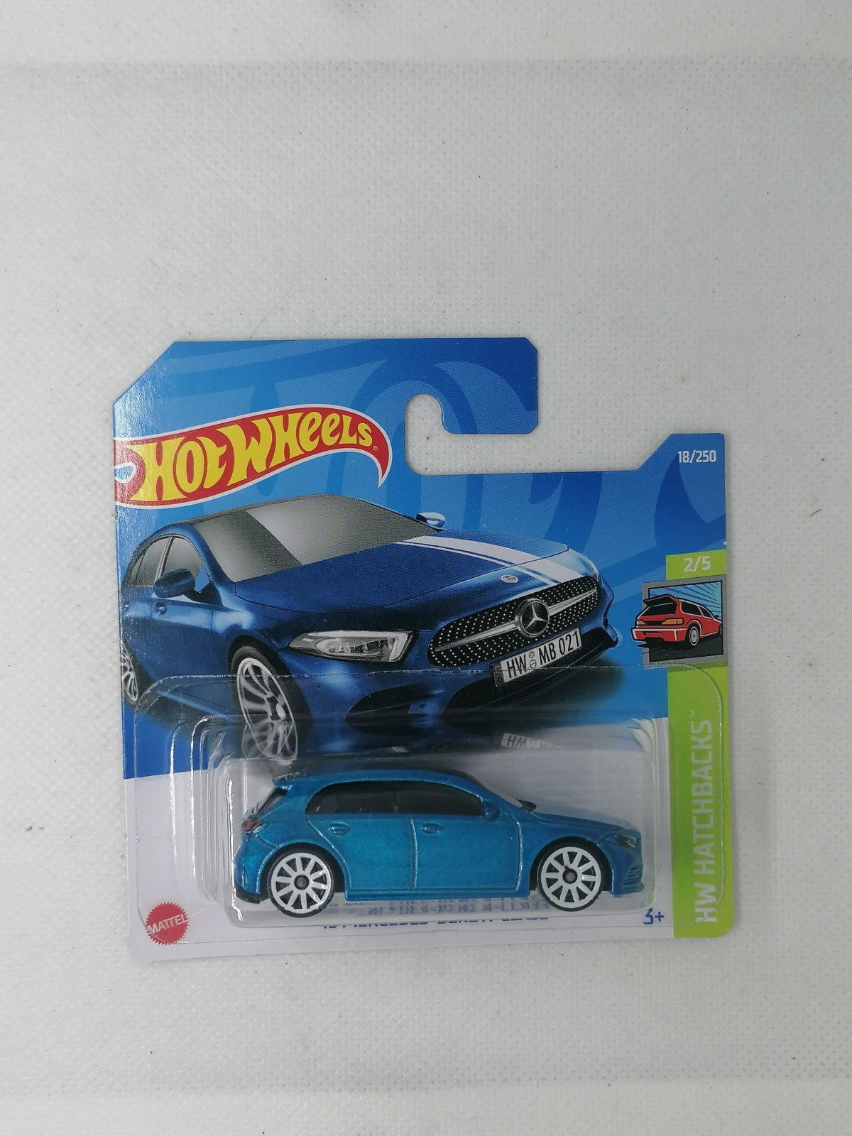 2022 19 Mercedes-Benz A-Class Blue: Short: Image 2