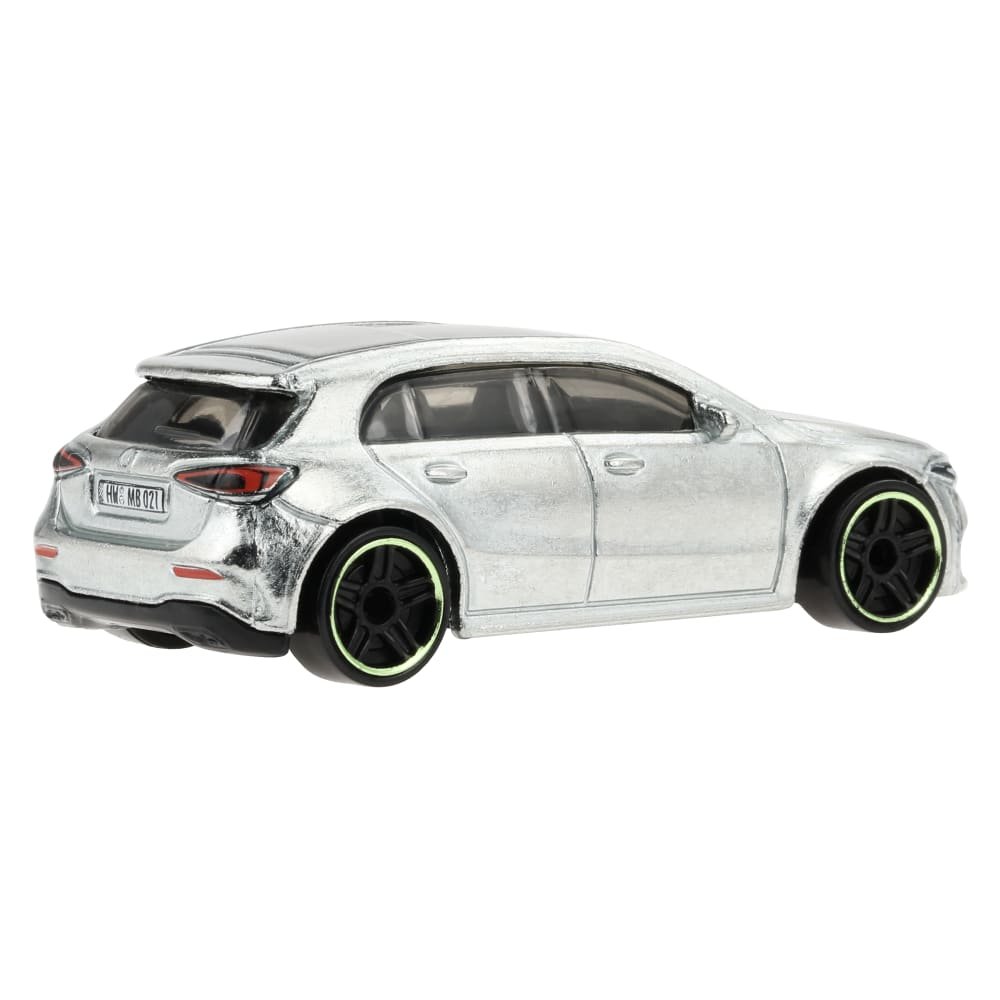 2022 19 Mercedes-Benz A-Class ZAMAC: Image 3