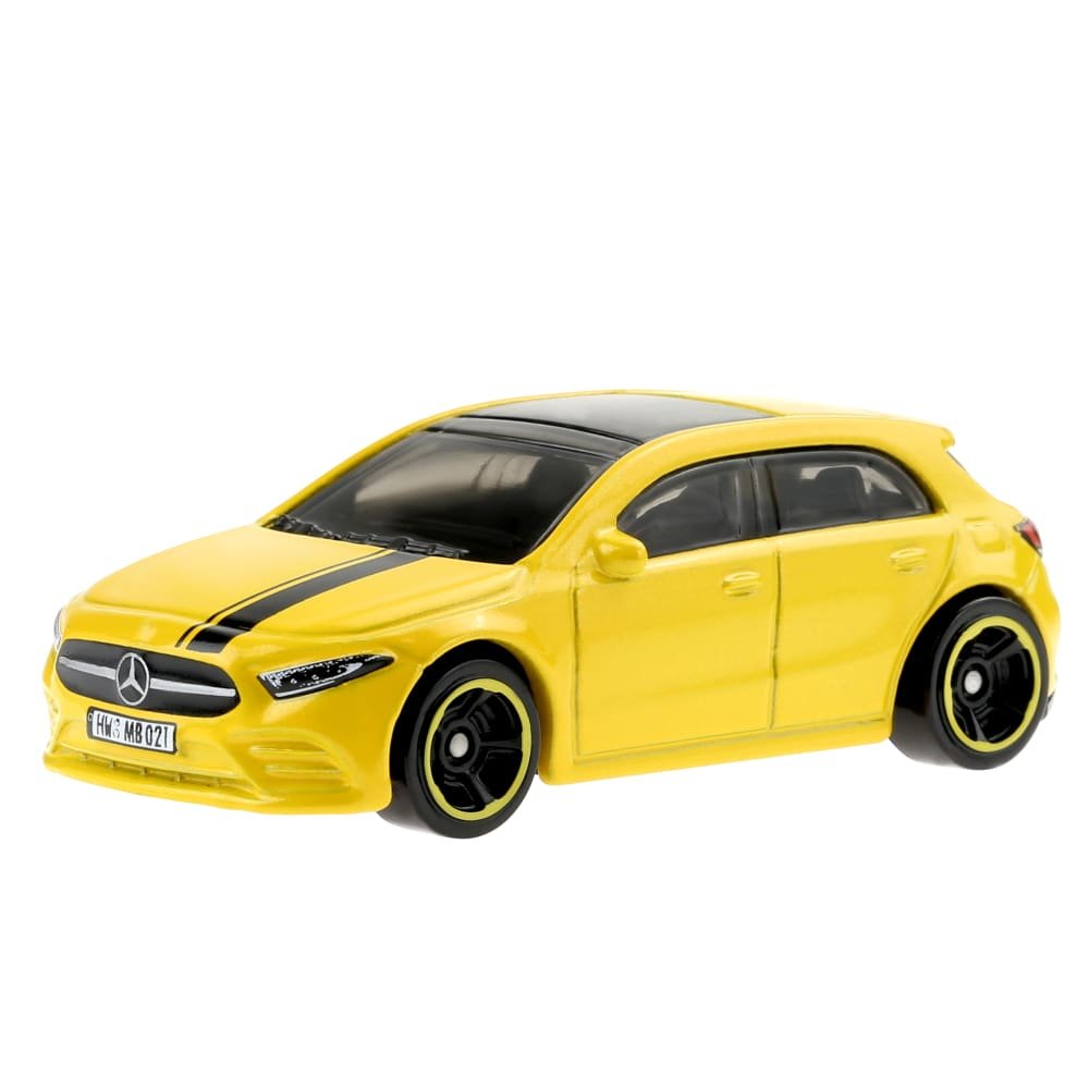 2022 19 Mercedes-Benz A-Class Yellow: Image 3