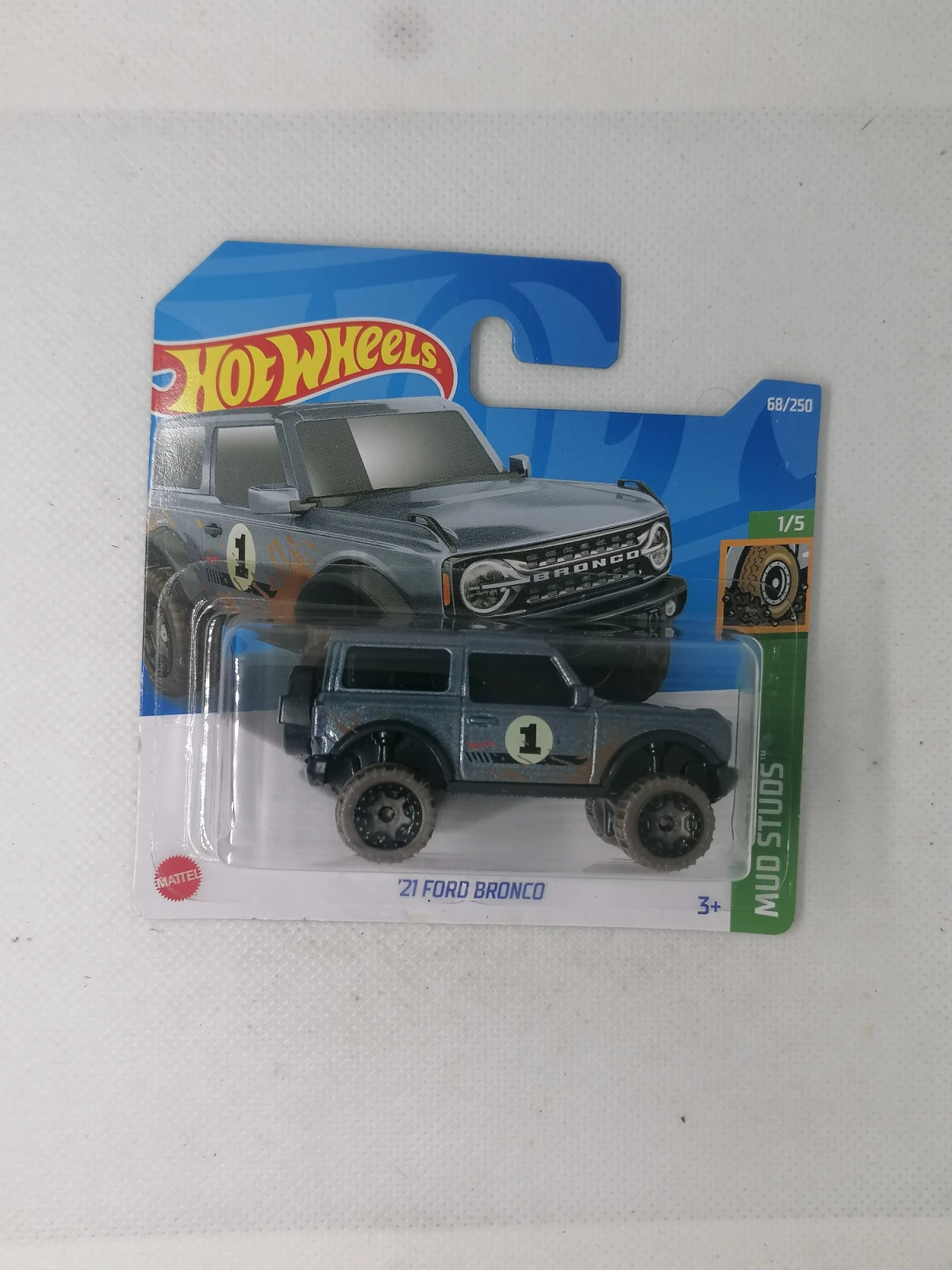 2022 21 Ford Bronco Blue: Short: Image 2