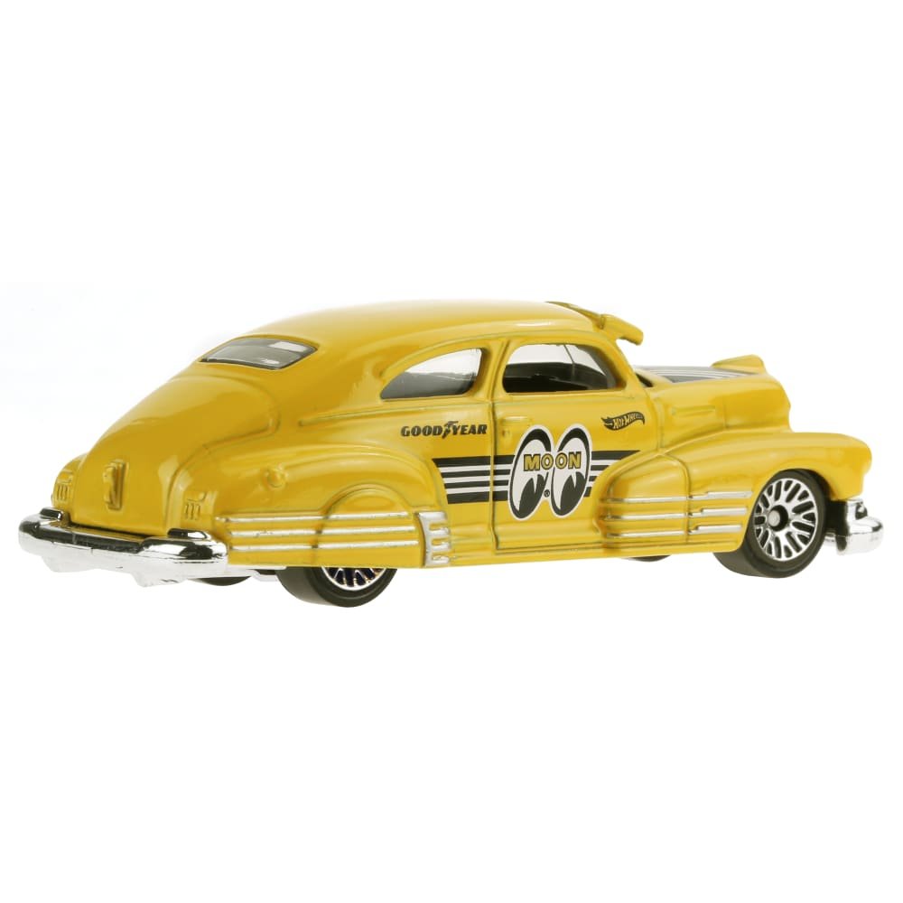 2022 47 Chevy Fleetline Yellow: Image 6