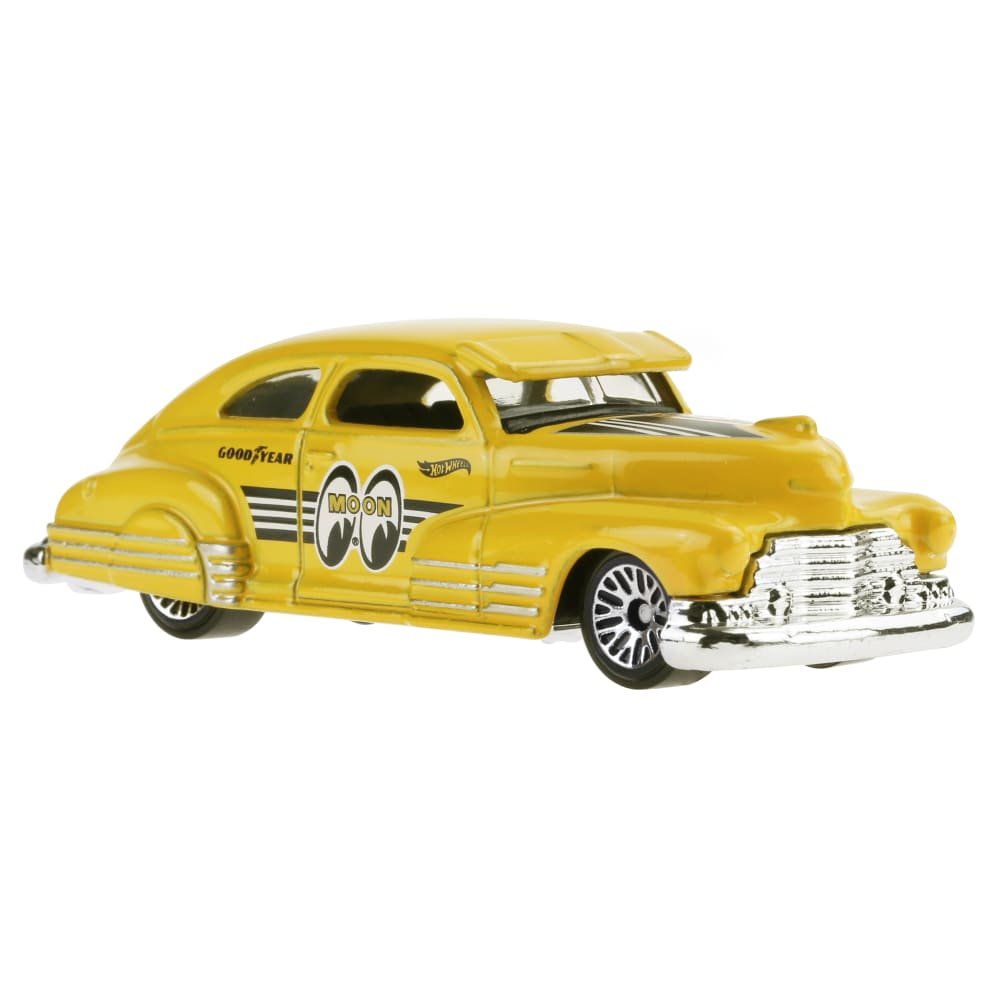 2022 47 Chevy Fleetline Yellow: Image 5