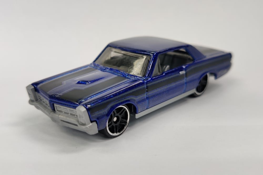 2022 65 Pontiac GTO Blue: Image 2