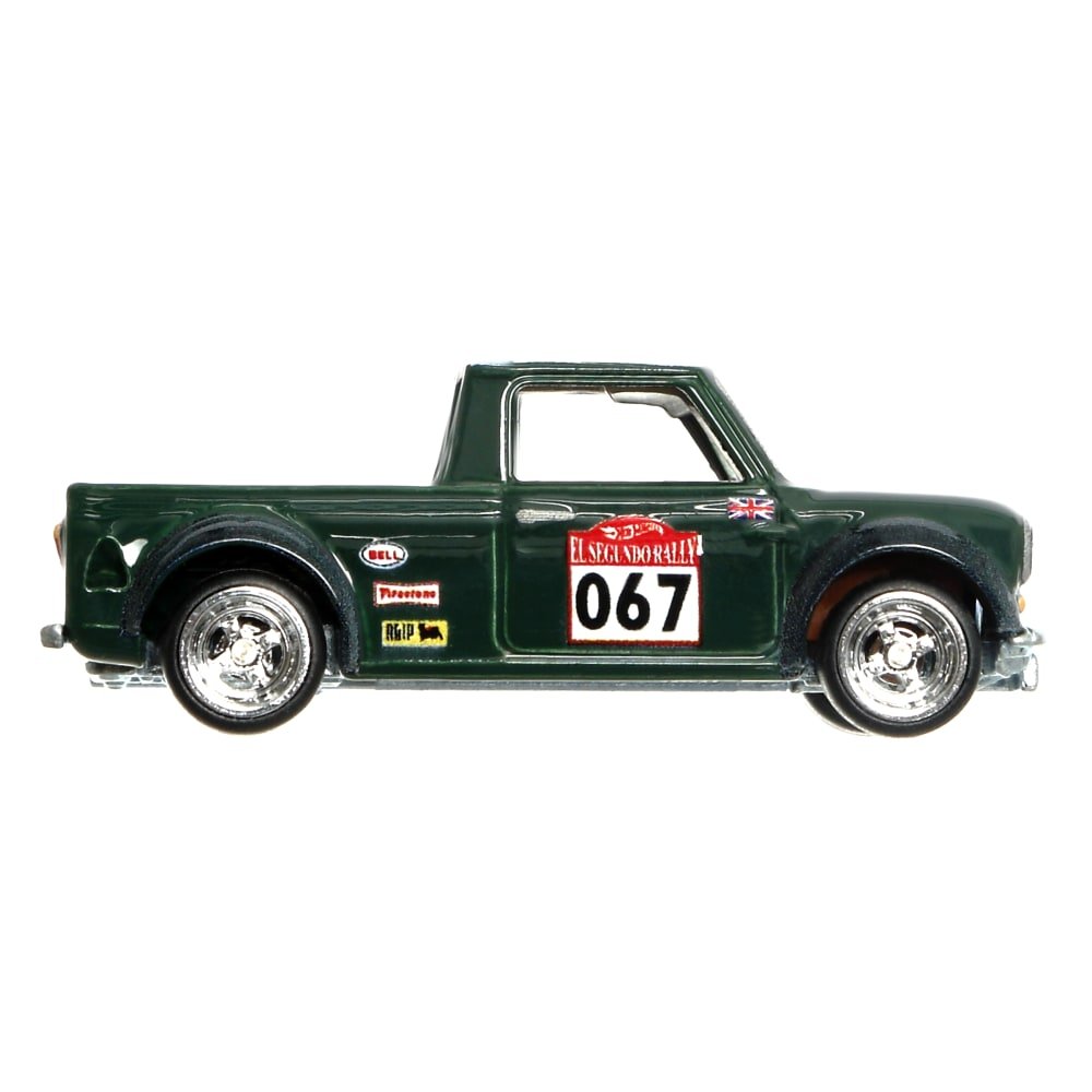 2022 67 Austin Mini Pickup Green: Image 4