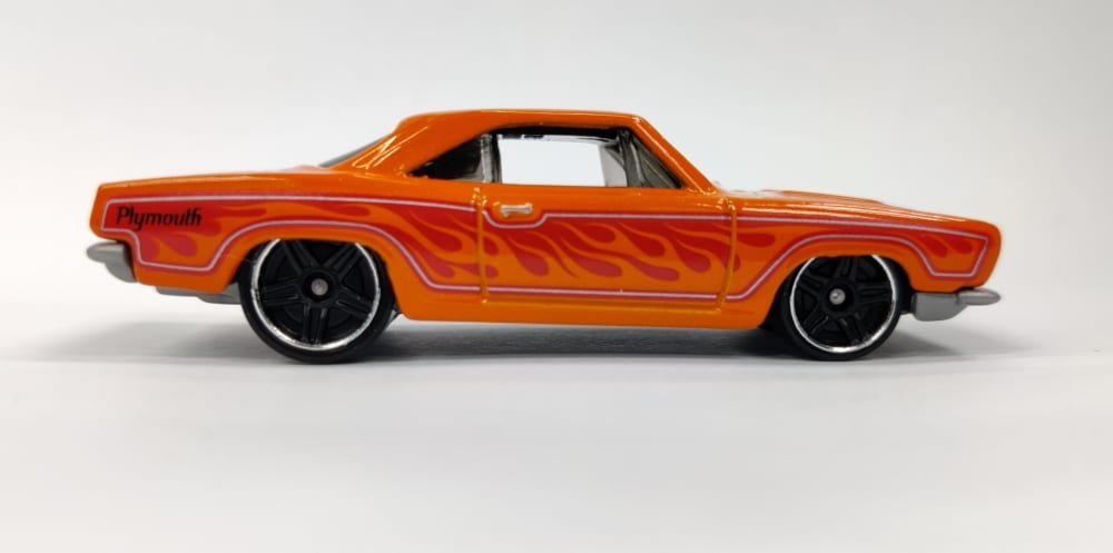 2022 68 Plymouth Barracuda Formula S Orange: Image 4
