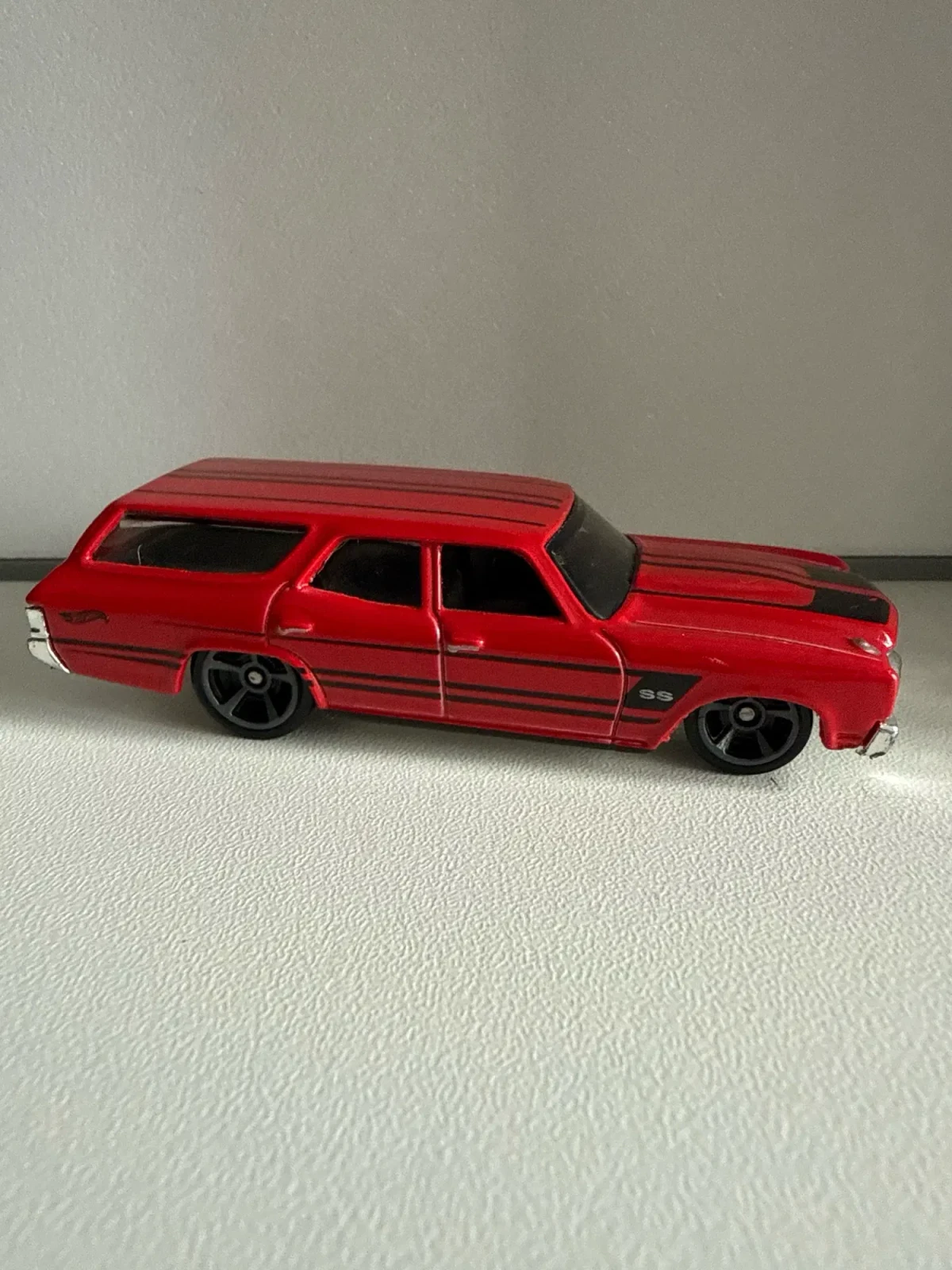 2022 70 Chevelle SS Wagon Red: No Package: Image 3