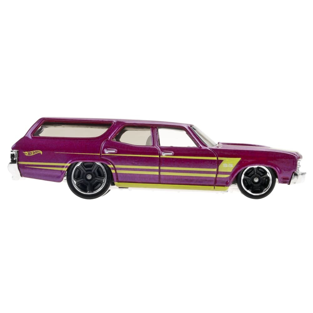 2022 70 Chevelle SS Wagon Purple: Image 5