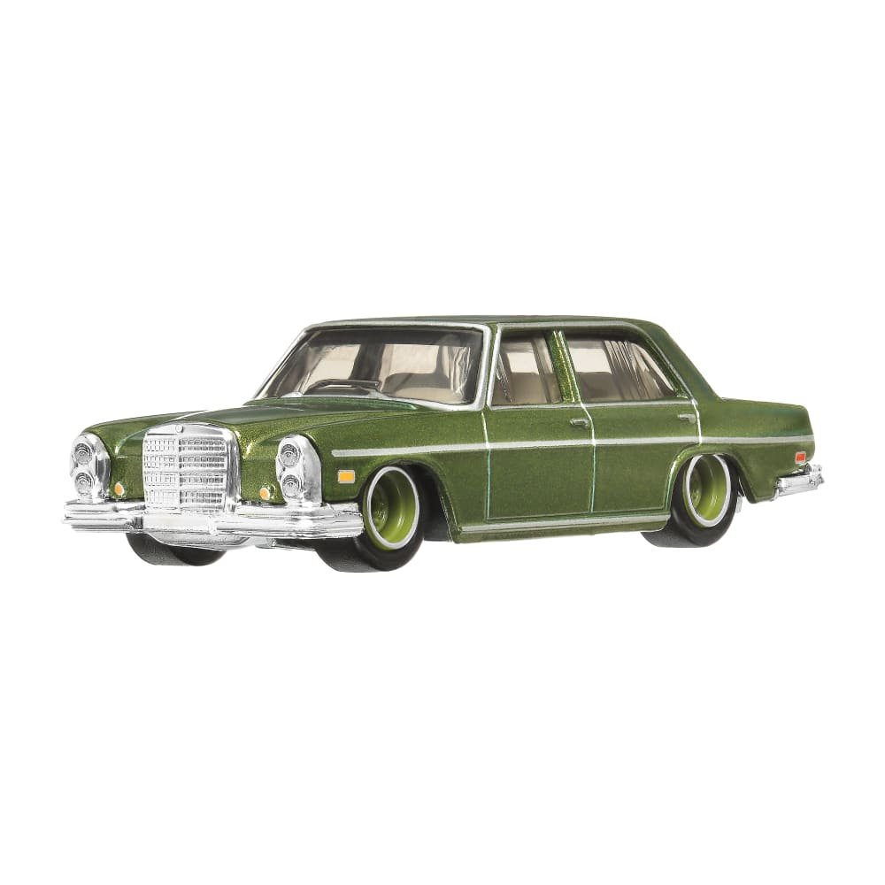 2022 72 Mercedes-Benz 280 SEL 4.5 Green: Image 6