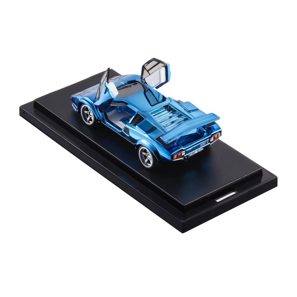 2022 82 Lamborghini Countach LP500 S Blue: Image 3