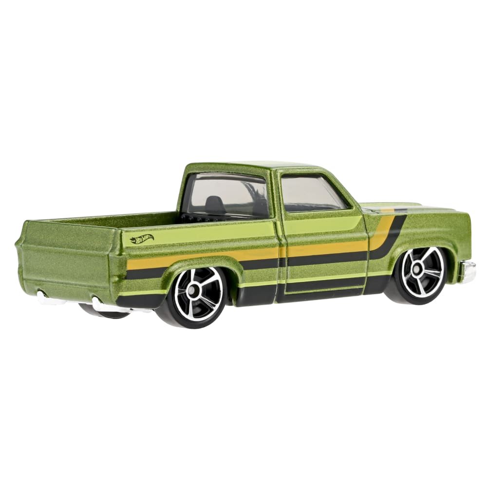 2022 83 Chevy Silverado Green: Image 6