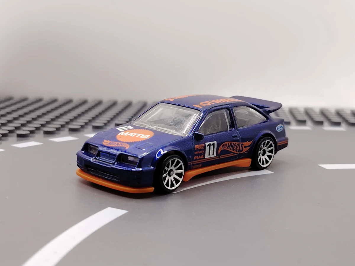 2022 87 Ford Sierra Cosworth Blue: No Package: Image 2