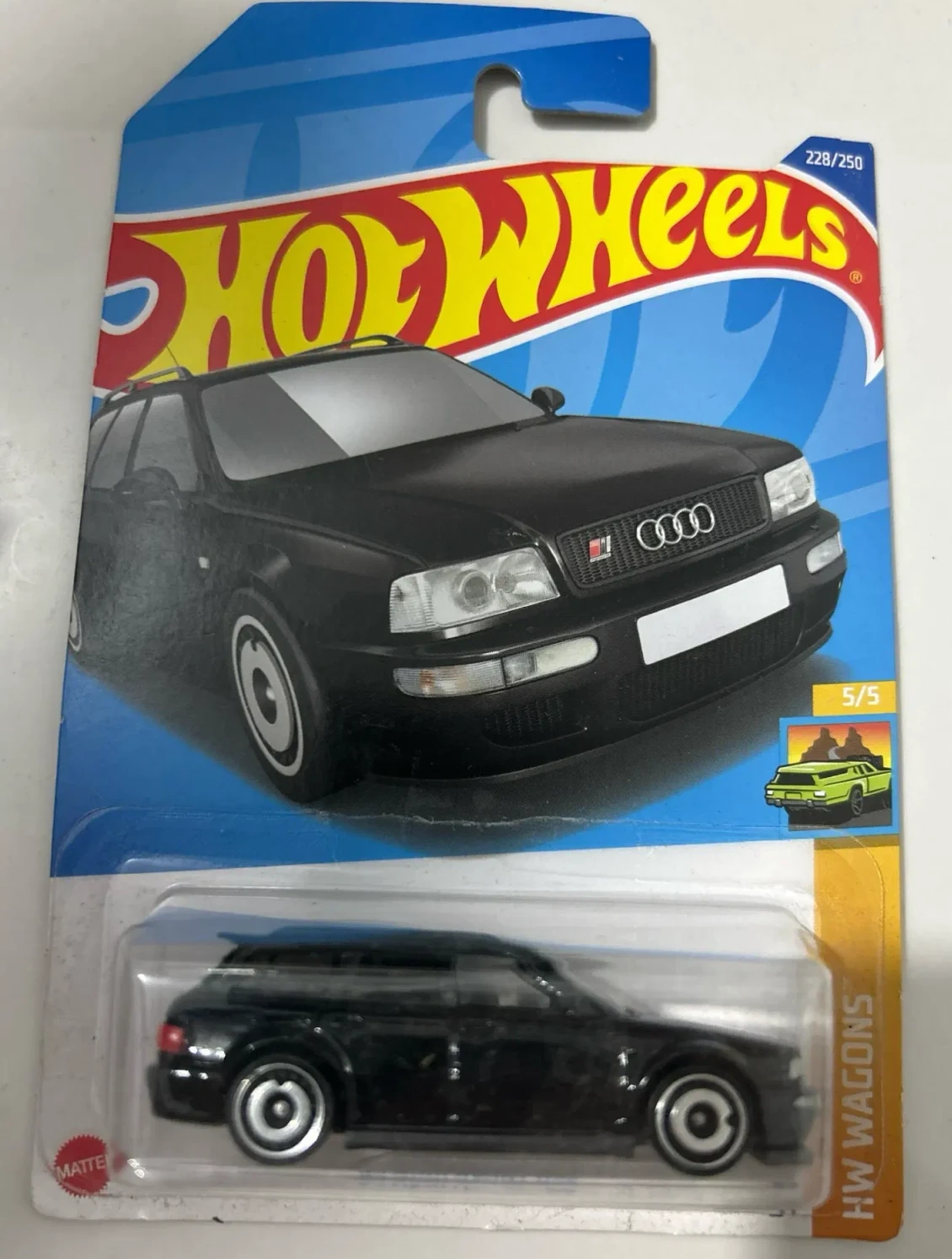 2022 94 Audi Avant RS2 Black: Long (INT): Image 2