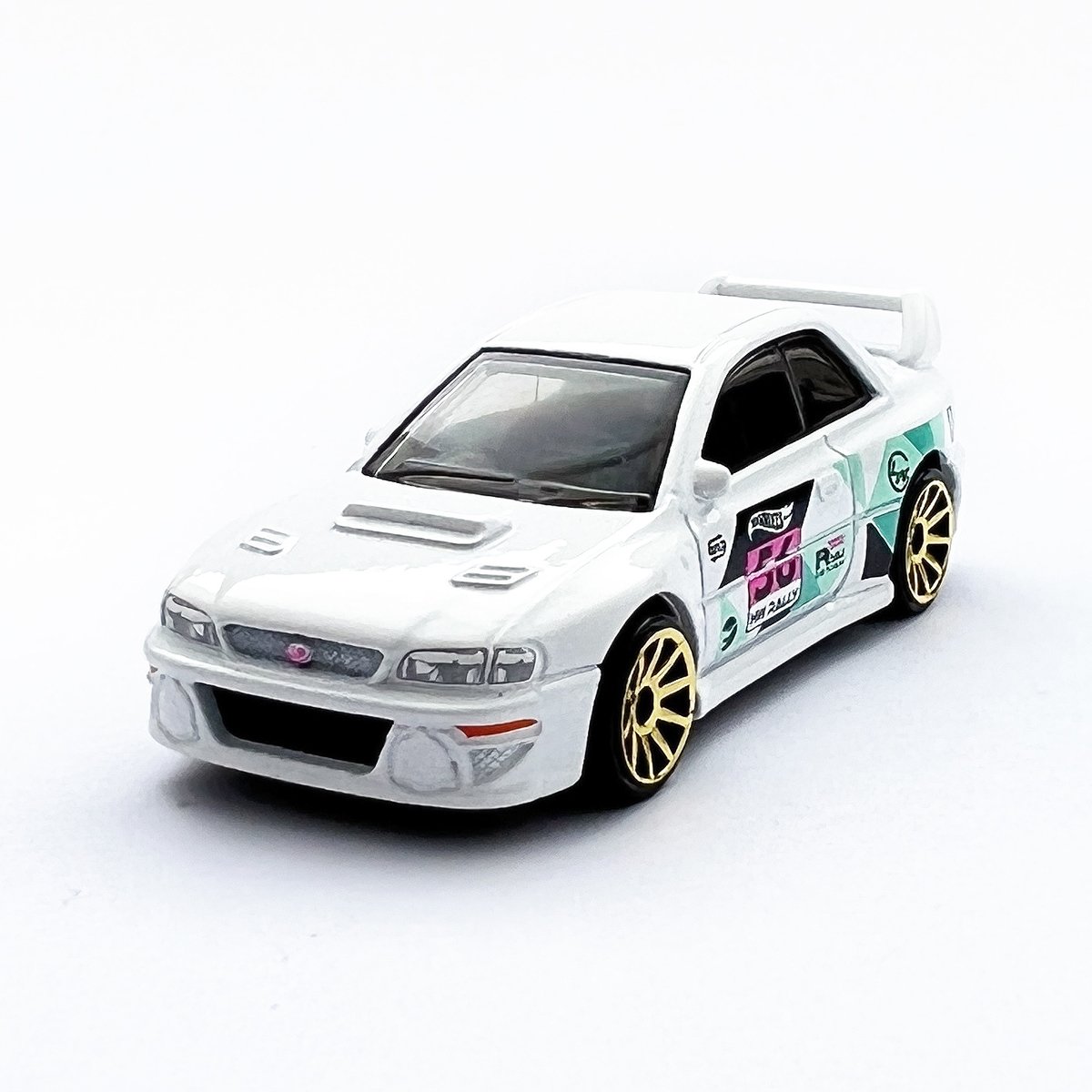 2022 98 Subaru Impreza 22B-STi Version White: Image 3