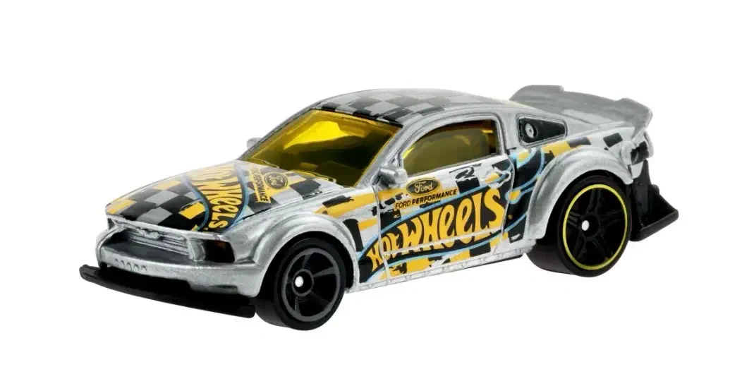2022 2005 Ford Mustang Grey: No Package: Image 3