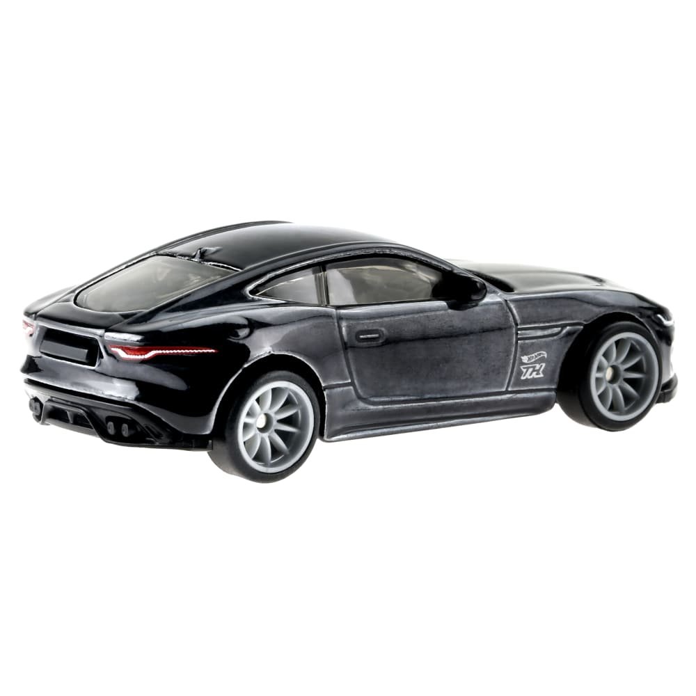 2022 2020 Jaguar F-Type Black: Image 5