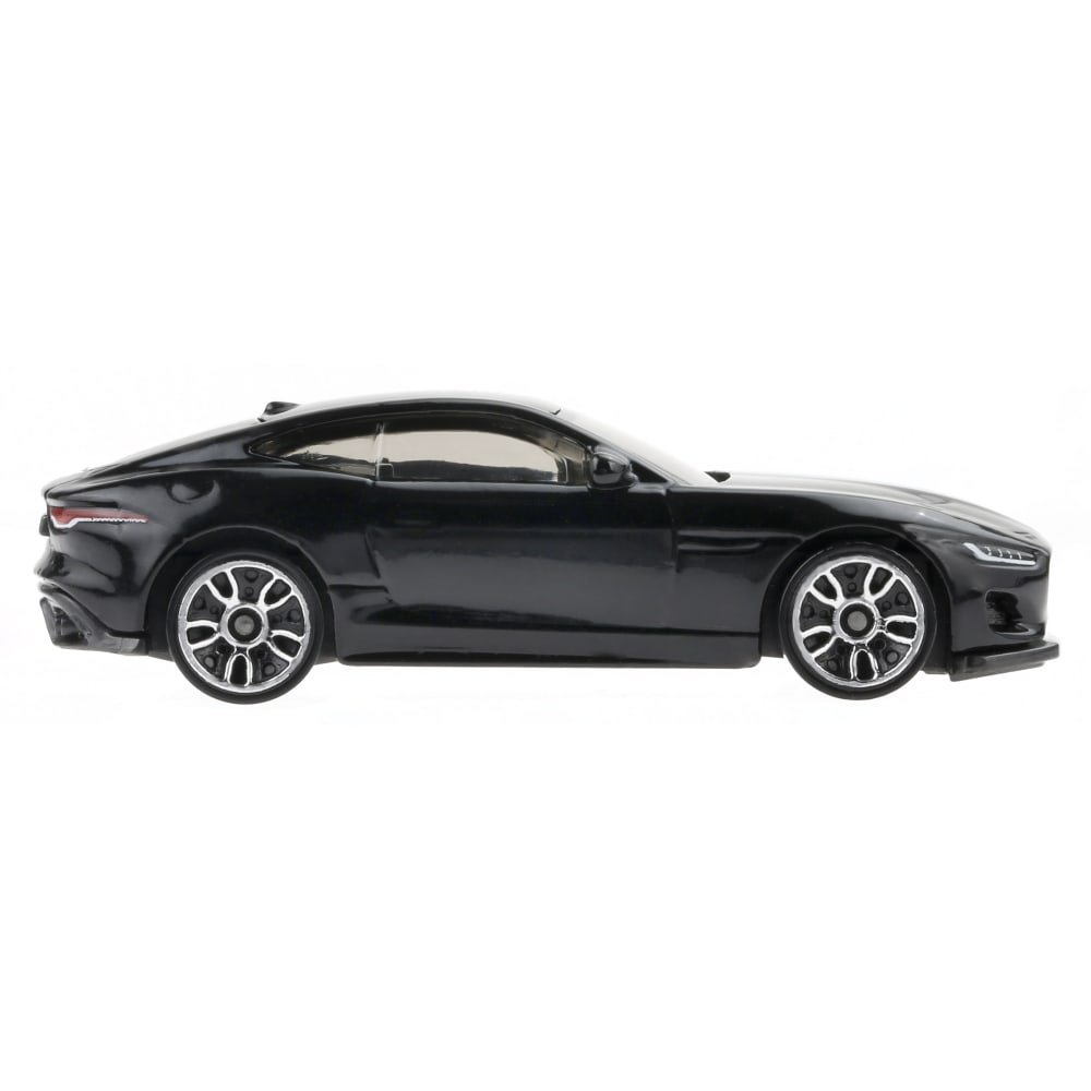 2022 2020 Jaguar F-Type Black: Image 4