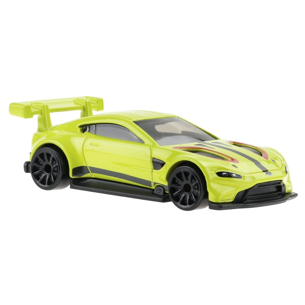 2022 Aston Martin Vantage GTE Lime: Image 5