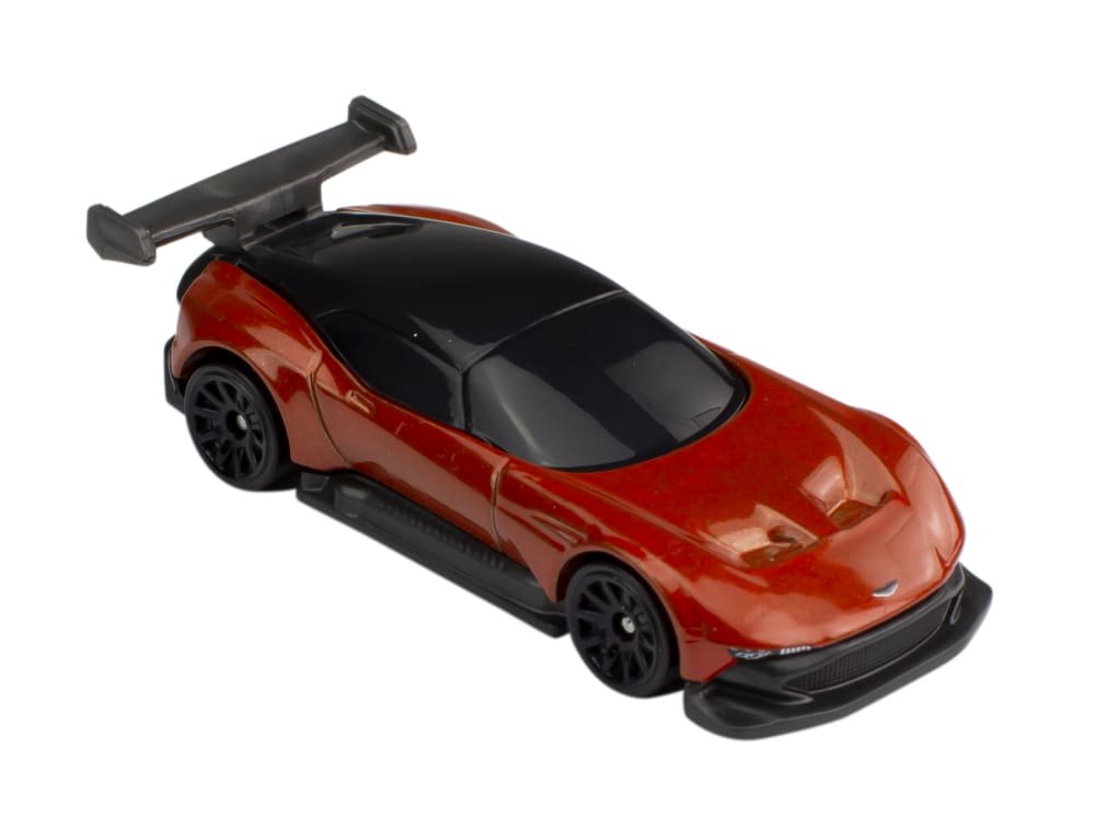 2022 Aston Martin Vulcan Orange: Image 4