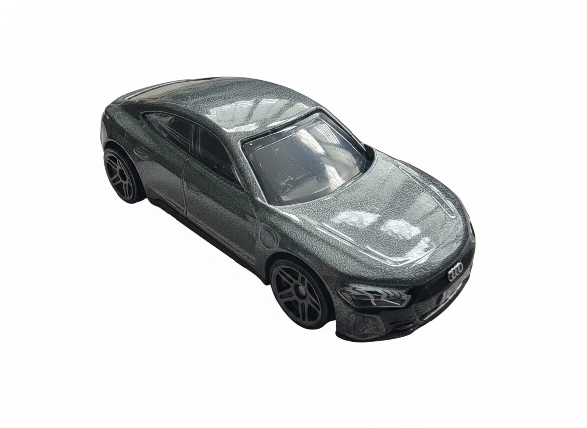 2022 Audi RS E-Tron GT Grey: No Package: Image 3